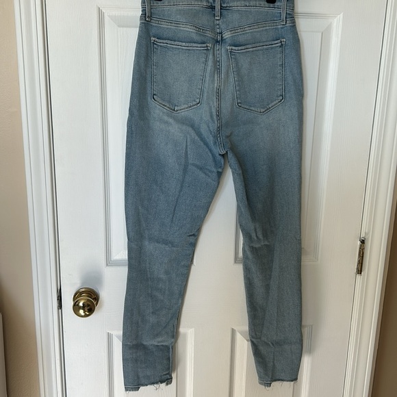 Abercrombie Skinny Jeans - Destroyed - Size 28 - Picture 4 of 6